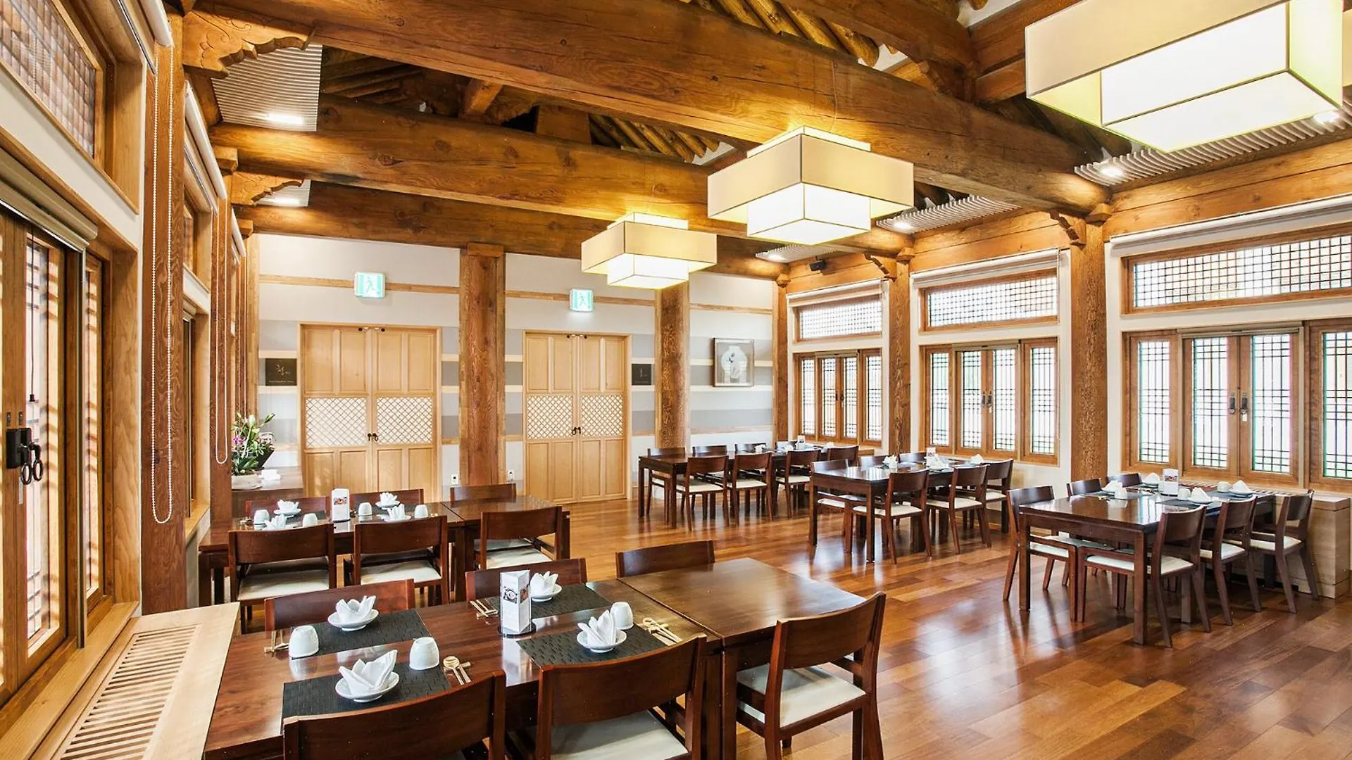 Gyeongwonjae By Walkerhill Hotel Incheon 5*,  South Korea